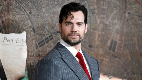 Henry Cavill se recupera del accidente que sufrió en la preproducción del “Highlander" .